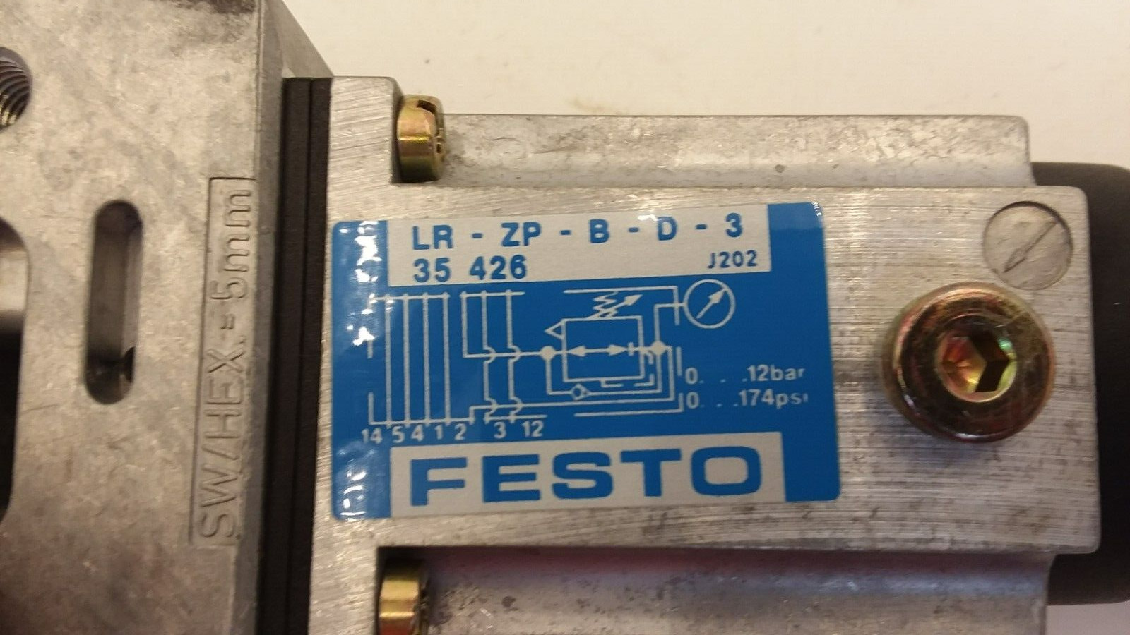FESTO LR-ZP-B-D-3 INTERMEDIATE PRESSURE REGULATOR 0-12 BAR 0-174 PSI NNB
