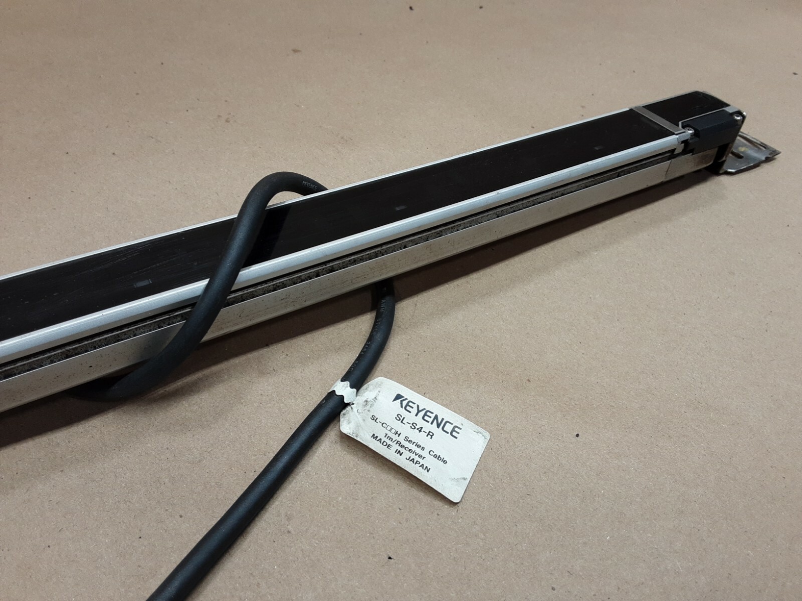 KEYENCE SL-C36H-R / SL-C16H-R LIGHT CURTAIN RECEIVER #1005D19PR5