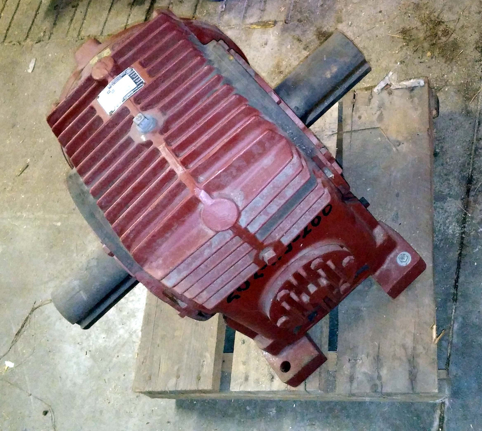 1 NEW CONE DRIVE TEXTRON RU60-3 SPEED REDUCER 100:1 RATIO NNB ***MAKE OFFER***