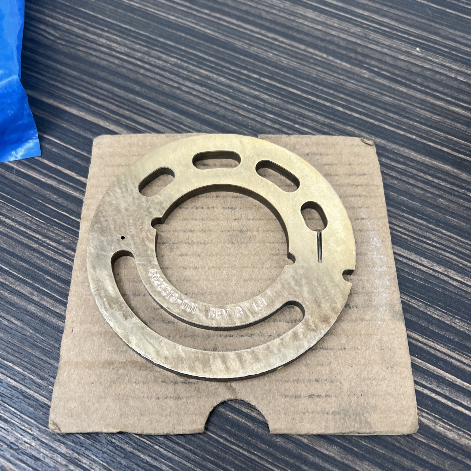 6025319-001 EATON VALVE PLATE, LH, 620, 98CC