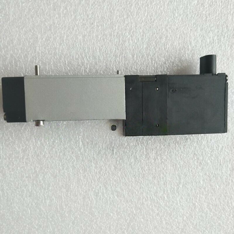 MT2H-5/2-4,0-L-S-VI-B 1PC NEW FESTO Solenoid Valve 159452