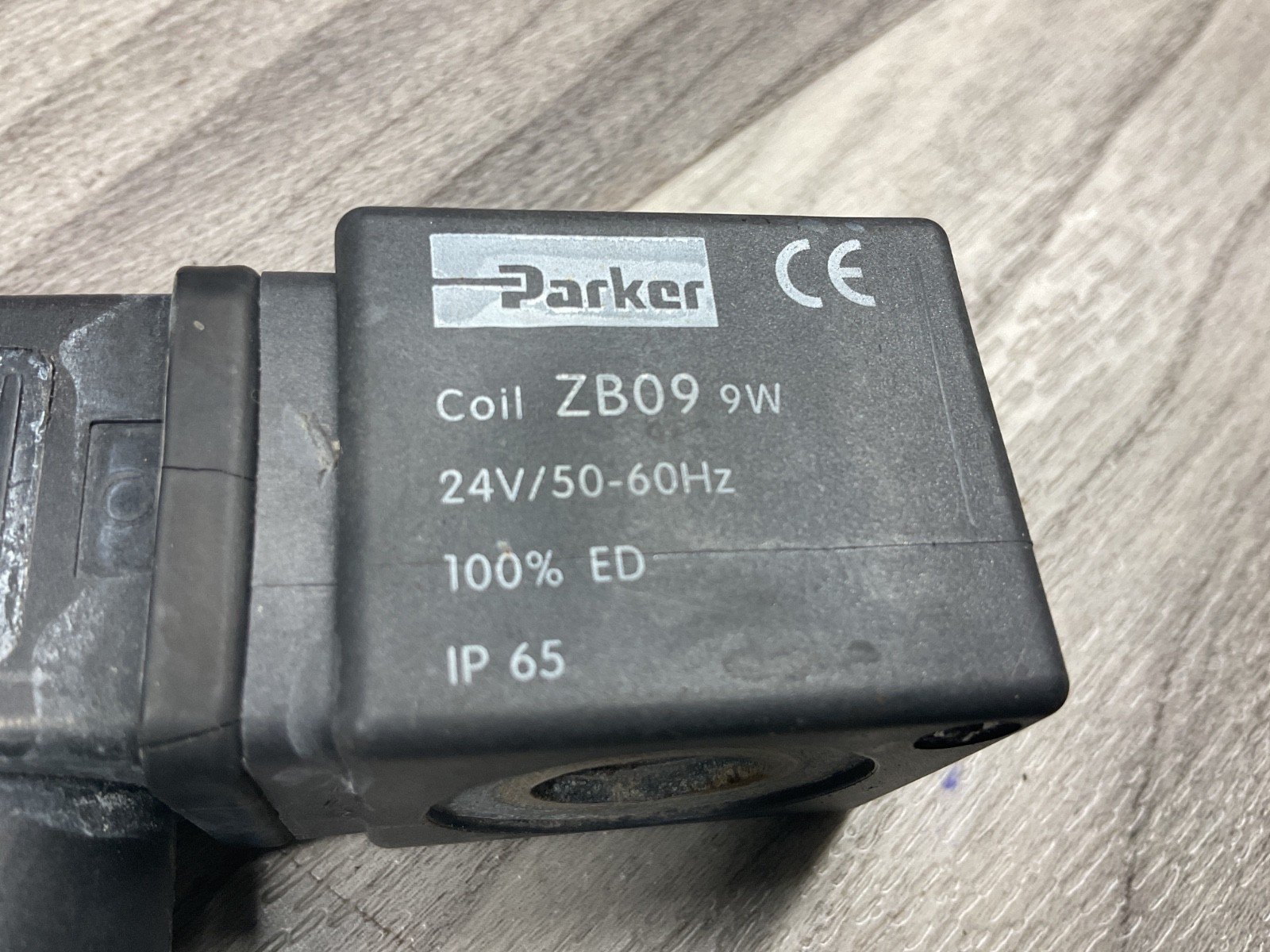 PARKER COIL ZB09 9W 24V SOLENOID VALVE COIL #332N137
