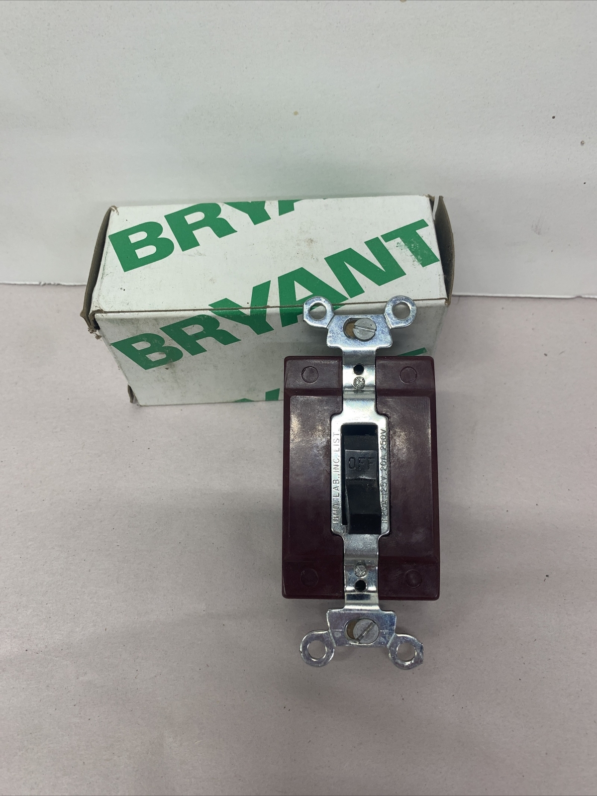 Bryant T20A Toggle Switch Light 🔥