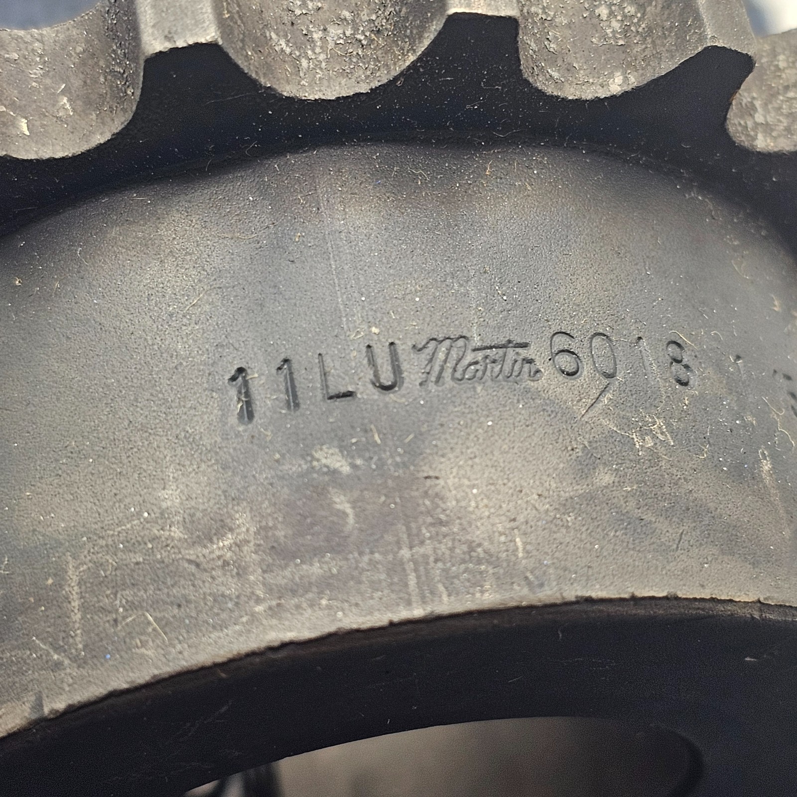 MARTIN 6018 1 15/16 Coupling Half Finished Bore Roller Chain Coupling Hub