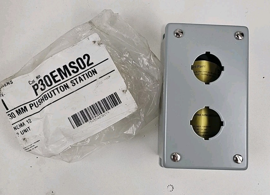Siemens P30EMS02 30mm Push Button Station Control Station NOS