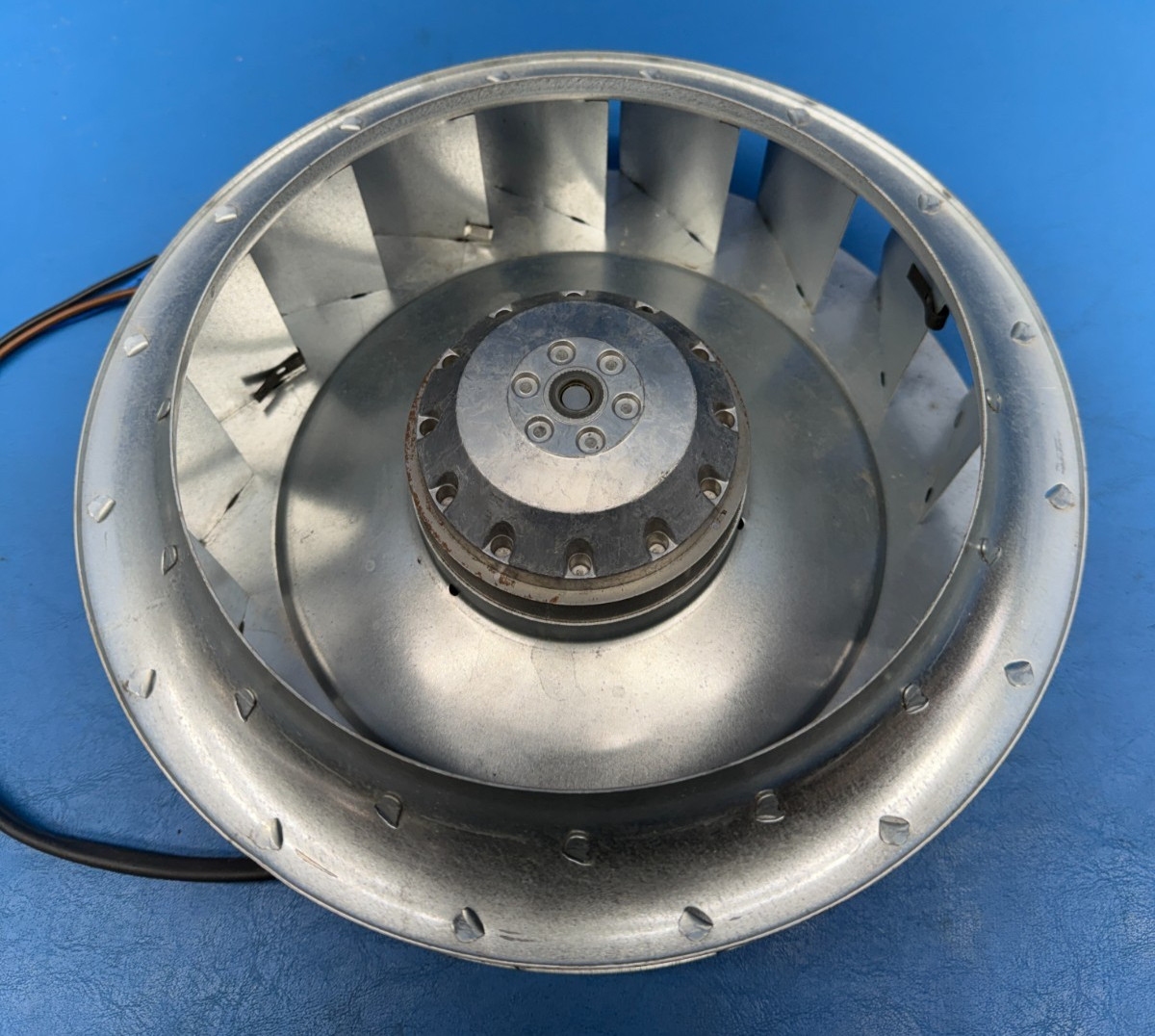 EBM-Papst R4E250-AB01-25 230V 60Hz Single Inlet Motorized Cooling Fan