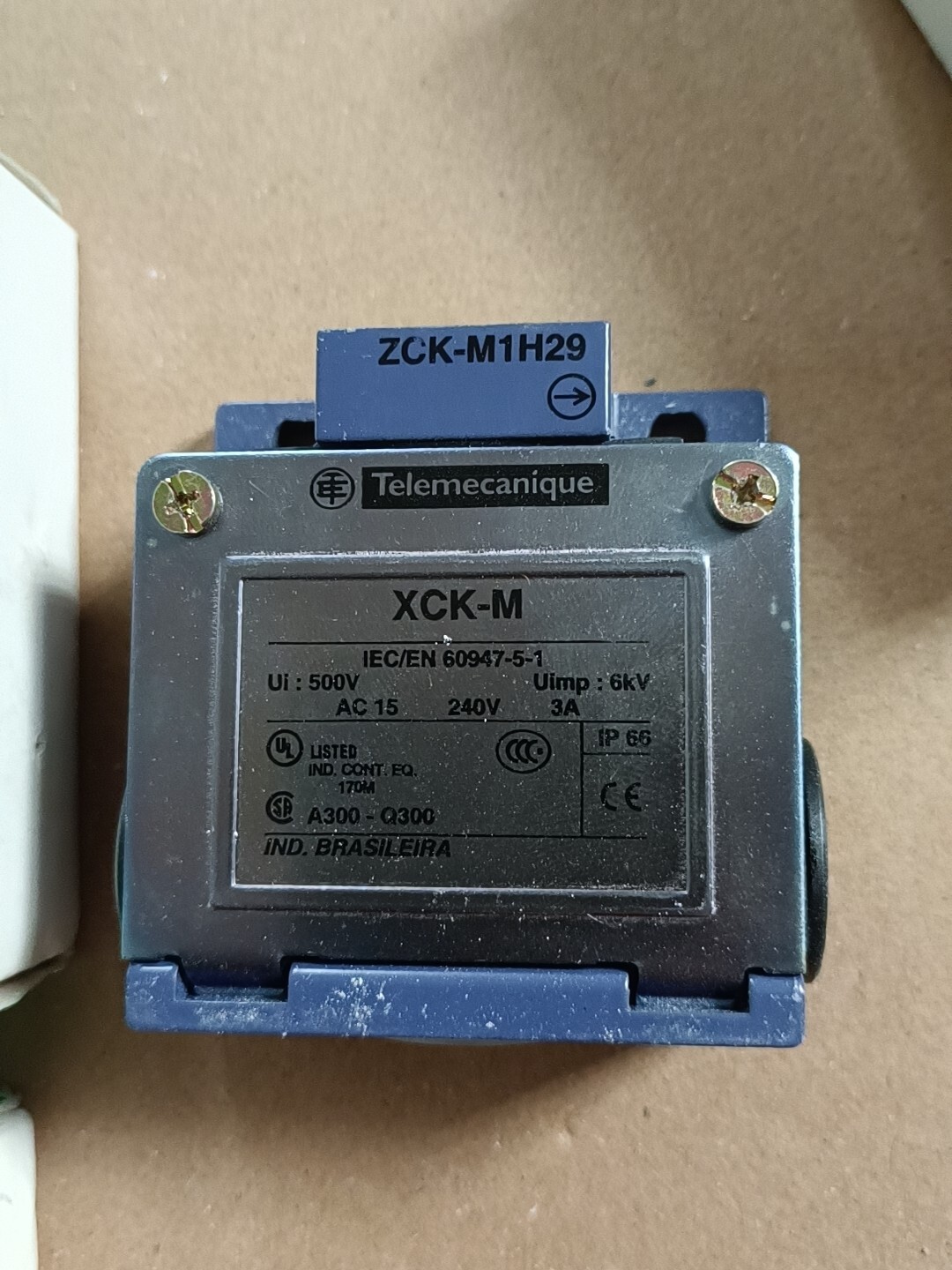 1P Schneide ZCK－M1H29 XCK－M new Accept counteroffer