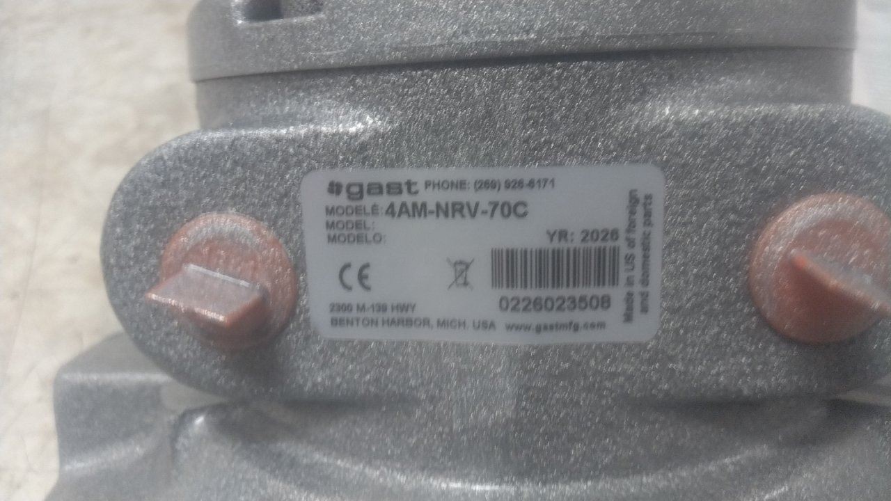 Gast 4AM-NRV-70C 1.7 Output HP 3000 RPM 35 In-Lb Torque 72 Max CFM Air Motor