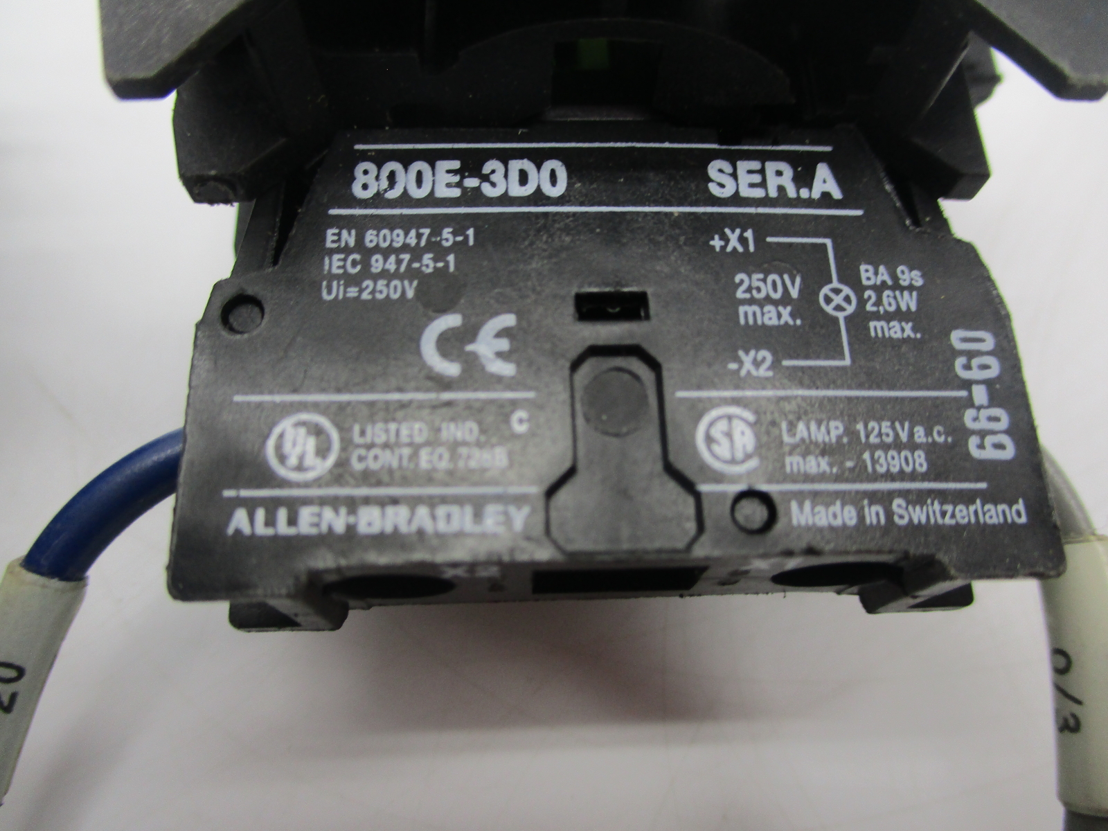 ALLEN BRADLEY 800E-3D0 SER.A PUSH BUTTON GREEN (AS PICTURED) NSNP