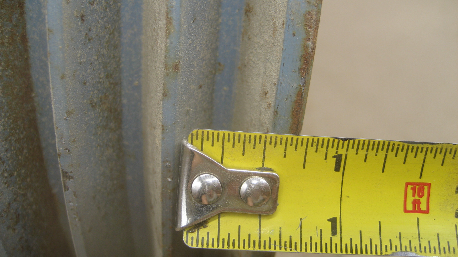 CAST IRON 12-1/2″ TRIPLE GROOVE PULLEY 3-3/4″ BUSHED BORE