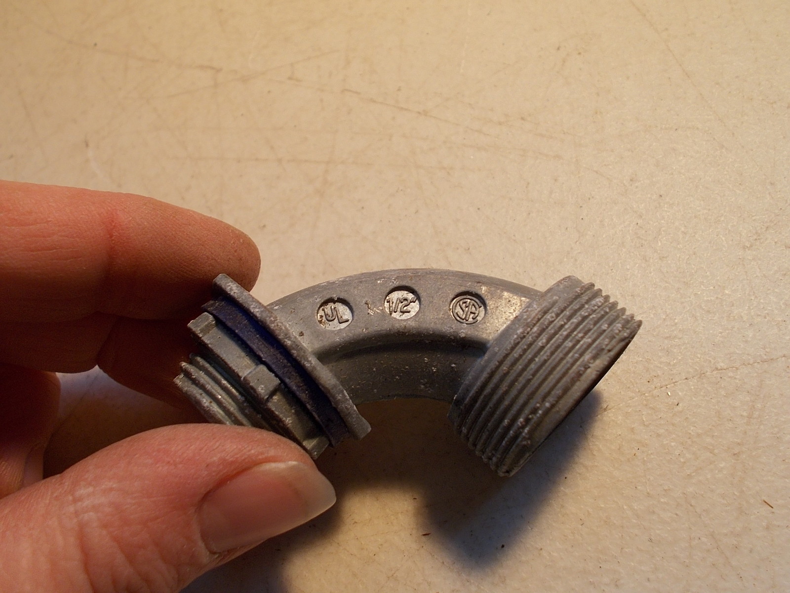 Male to Female Elbow Connector 1/2″ *FREE SHIPPING*