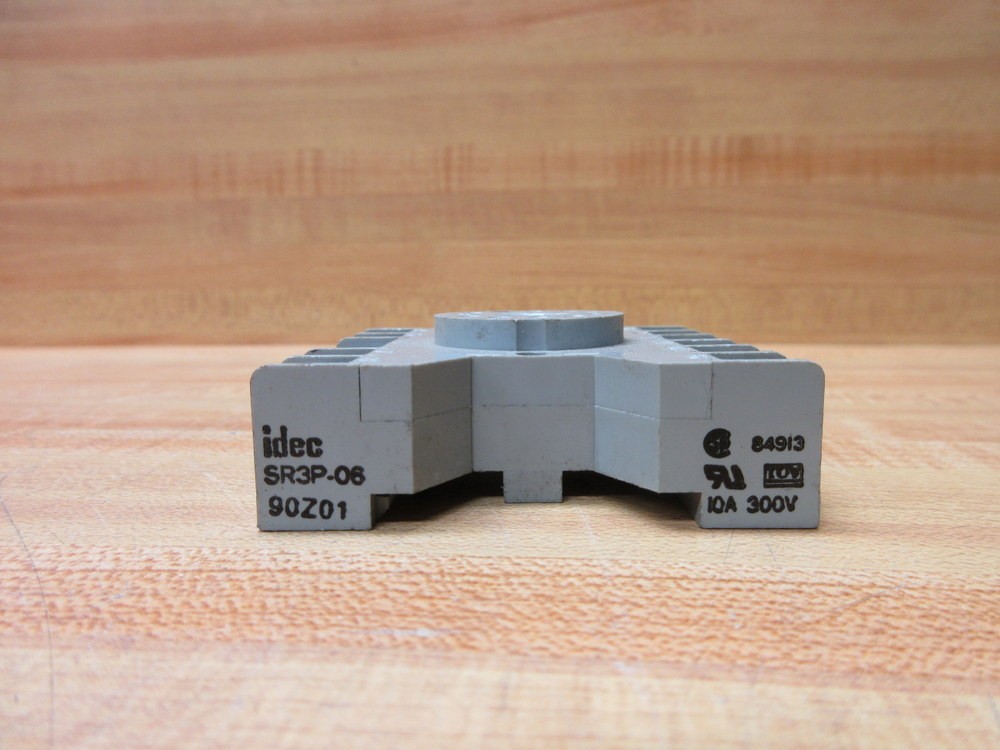 IDEC SR3P-06 Relay Socket SR3P06 (Pack of 3)