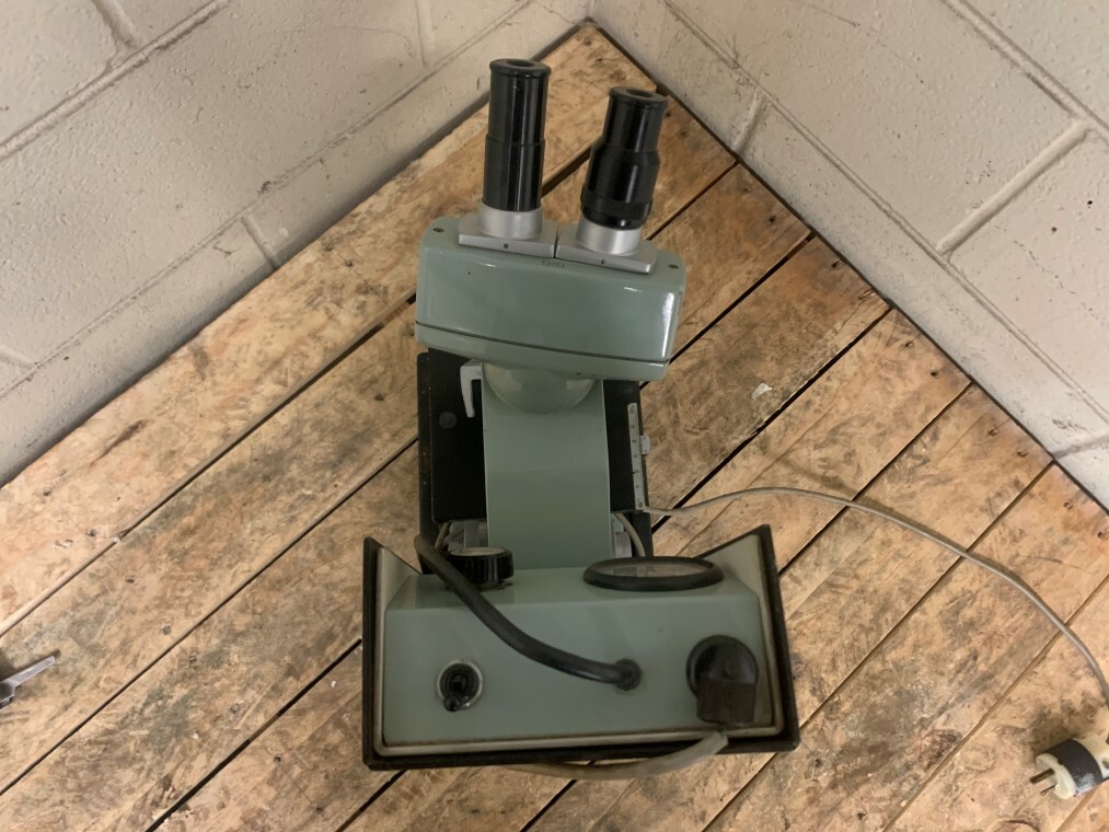 Watson Microsystem 70 Binocular Microscope