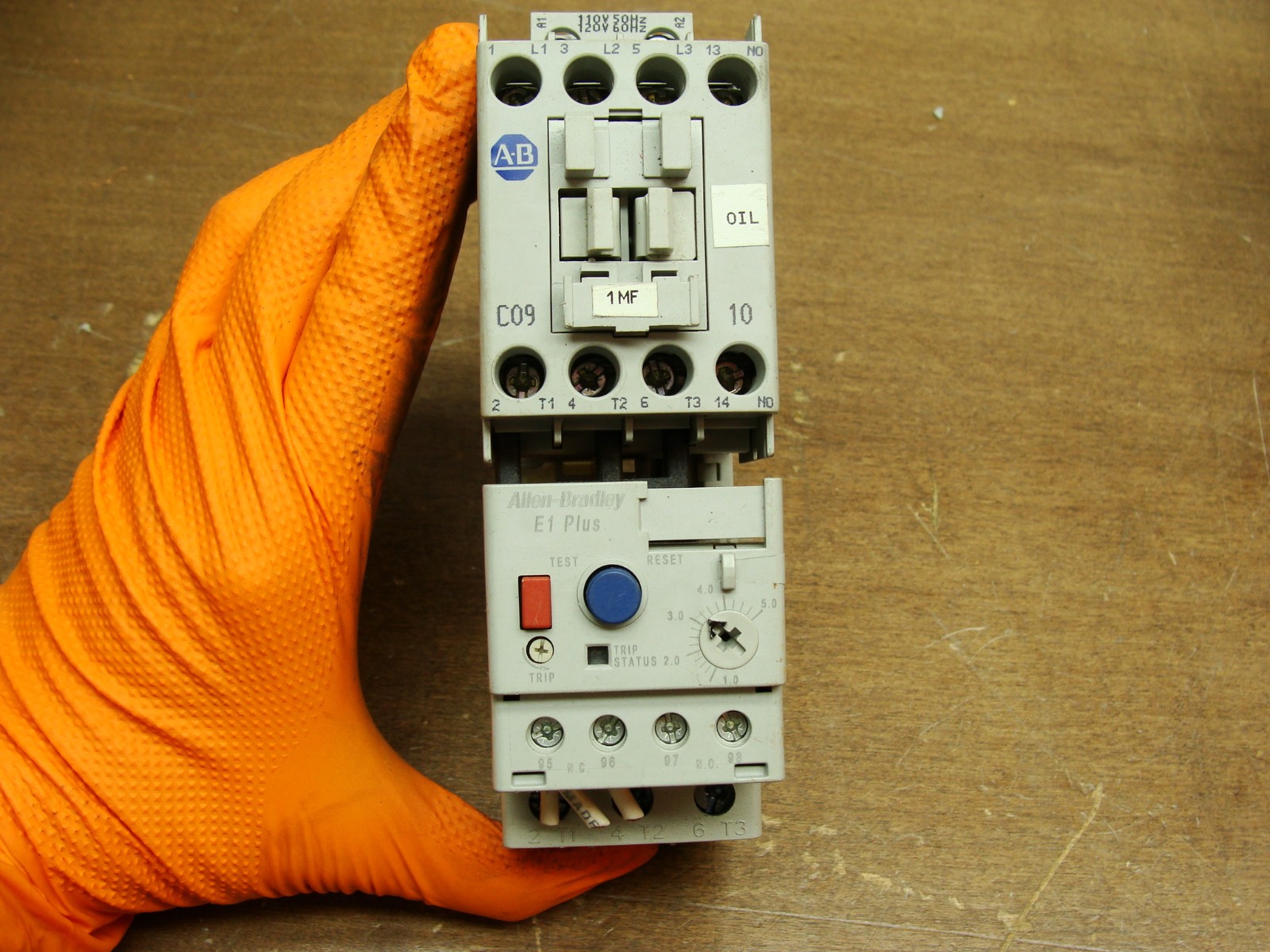 ALLEN BRADLEY 100-C09*10 SER A CONTACTOR W/193-ED1CB SER C OVERLOAD RELAY