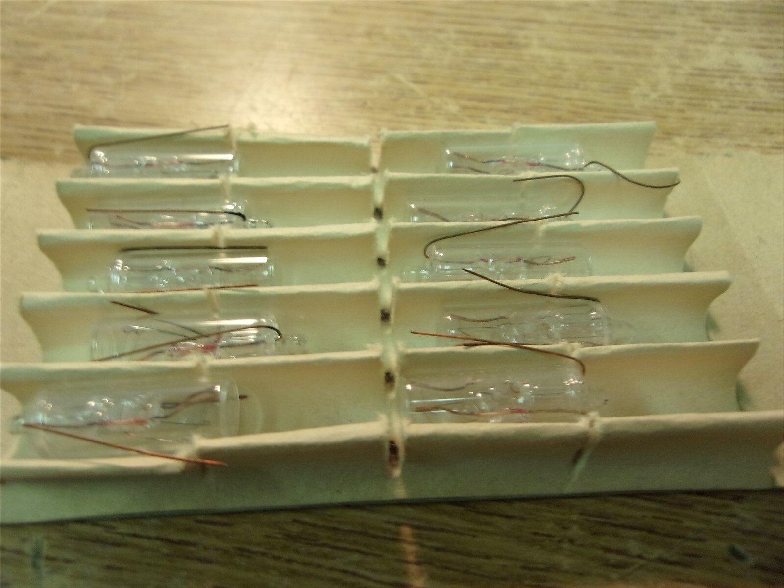 NEW Chicago Miniature 18ES Lamps Light Bulbs, Lot of 10 *FREE SHIPPING*