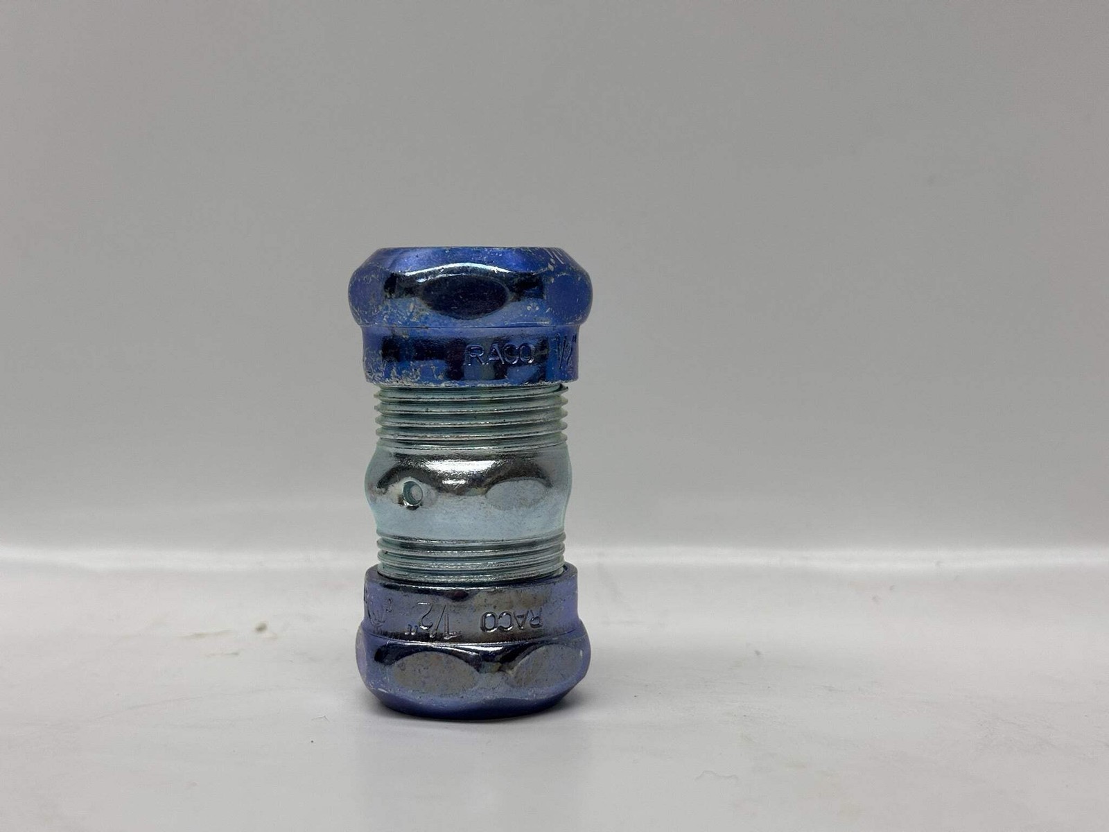RACO 2922RT Compression Coupling – 1/2″ EMT, Raintight, Pack of 50