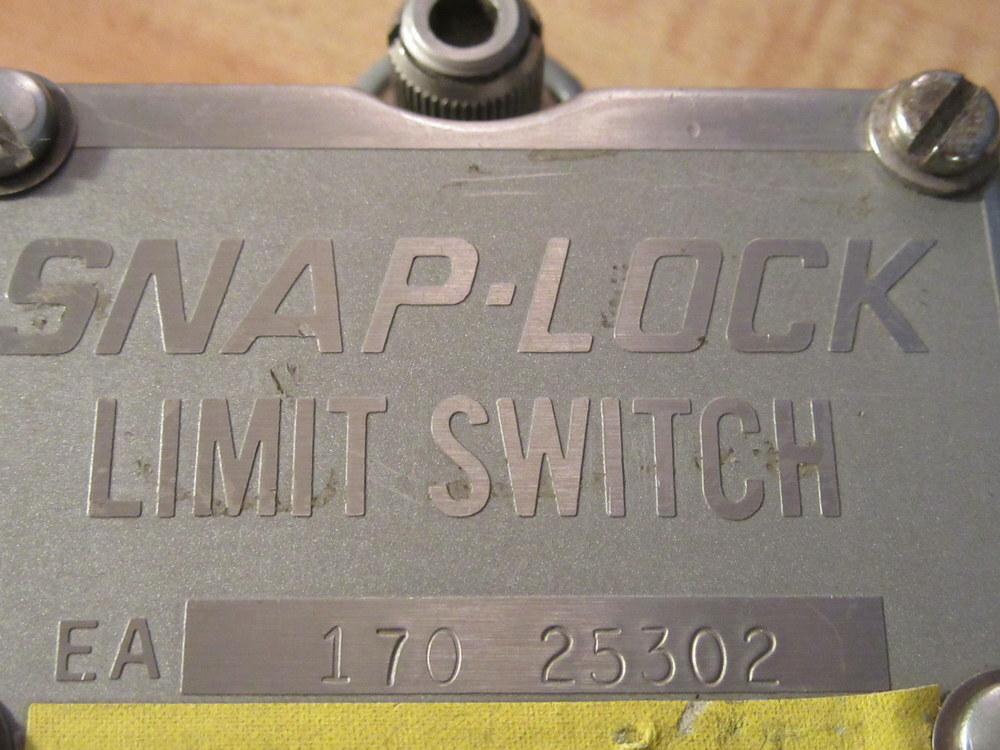 Danaher Controls EA170 25302 Limit Switch EA17025302 Rev A