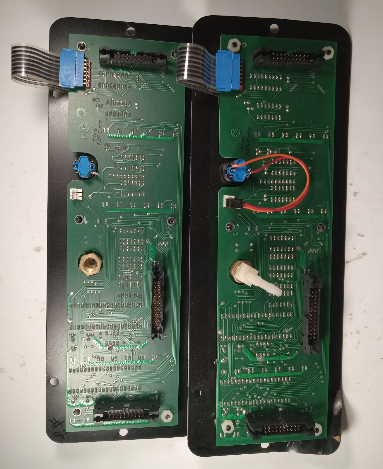 2 USED NUAIRE A-2500-123 UPPER AND LOWER INCUBATOR CONTROL PANELS **MAKE OFFER**