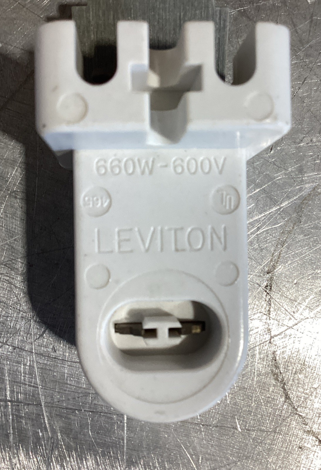 Leviton 98479-90-20-37 Fluorescent Lampholder 660W-600V