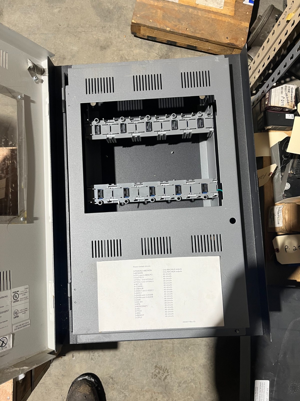 🔥EST3 COMMERCIAL FIRE ALARM SECURITY EMERGENCY PANEL CONTROL CABINET 3-CAB5