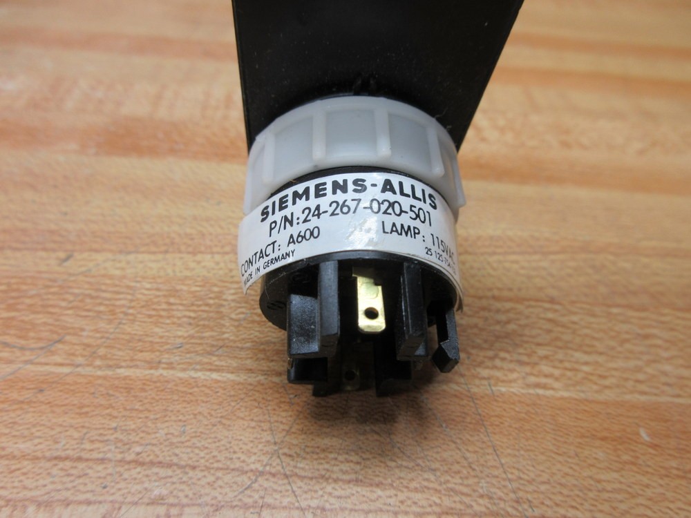 Siemens-Allis 24-267-020-501 Illuminated Push Button 3SA8 800-4AB02