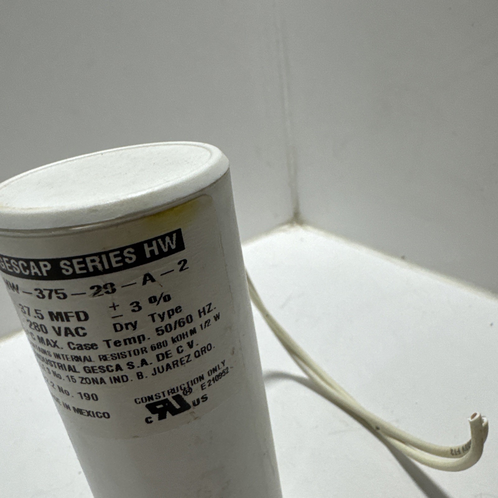 GesCap Series HW HW-375-28-A-2 37.5MFD 280VAC Capacitor *FREE SHIPPING*