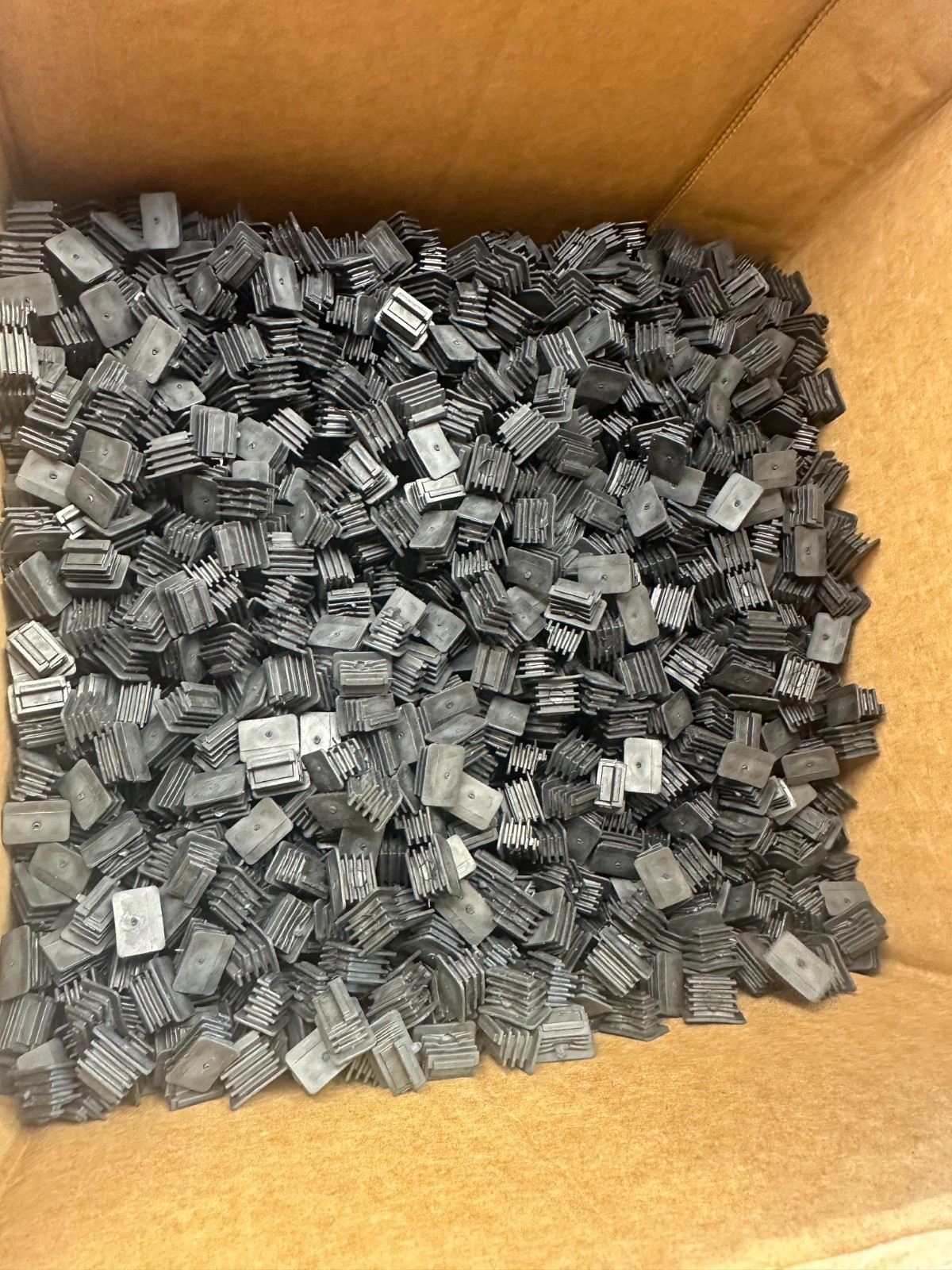 Vision Plastics 61409 Plugs Base Plate (0.500″) Santoprene 251-70W232 5000pcs