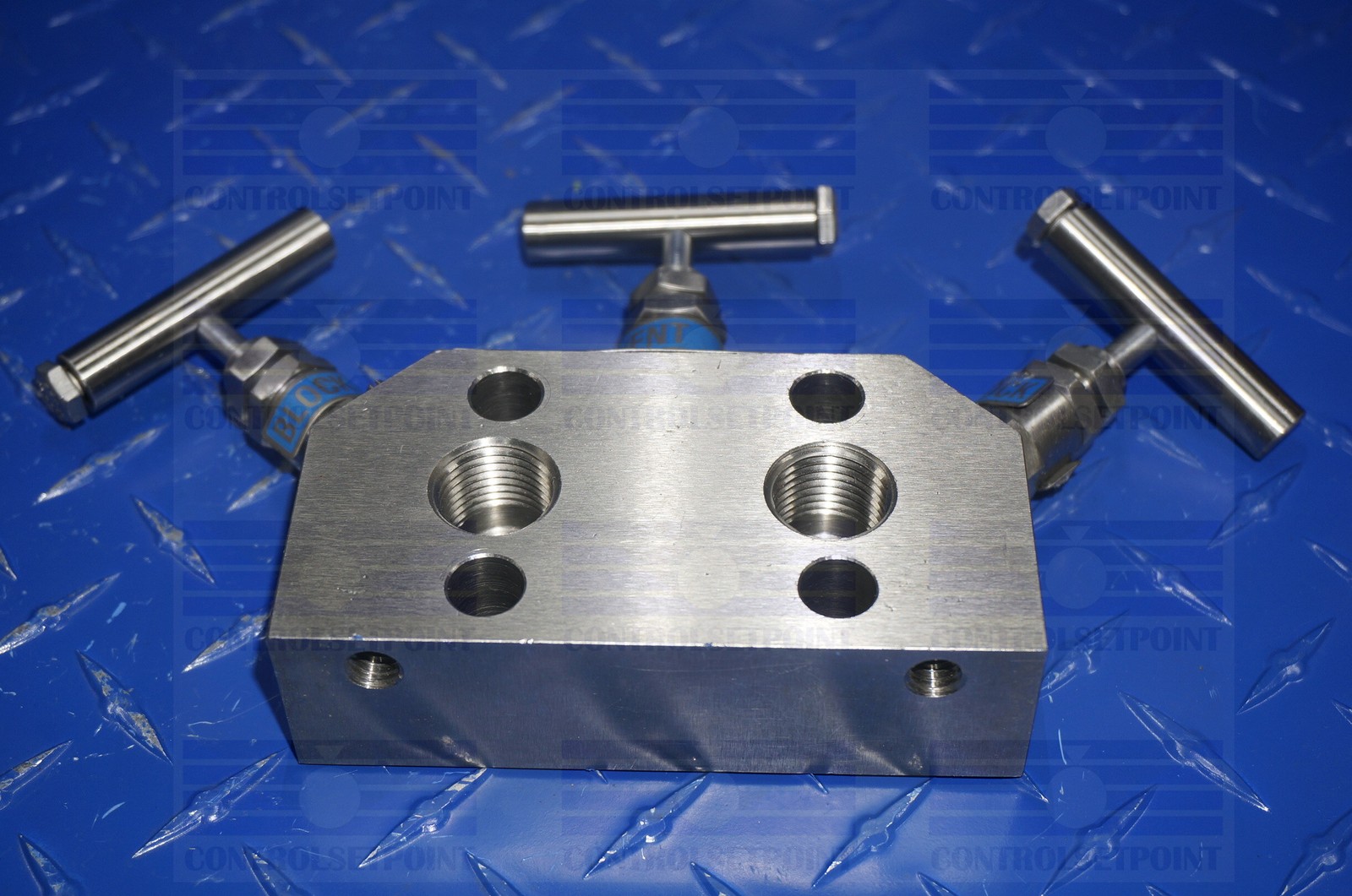 KEROTEST MANIFOLD KMC3VIS-4 3 VALVE MANIFOLD