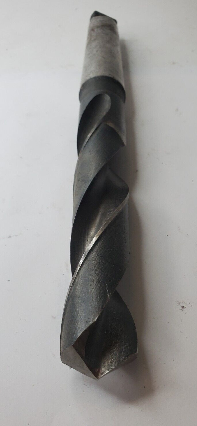 CLE-LINE USA 1-5/32″ HS TAPERED SHANK DRILL BIT 2 FLUTE 12″ OAL 6-3/8″ LOC