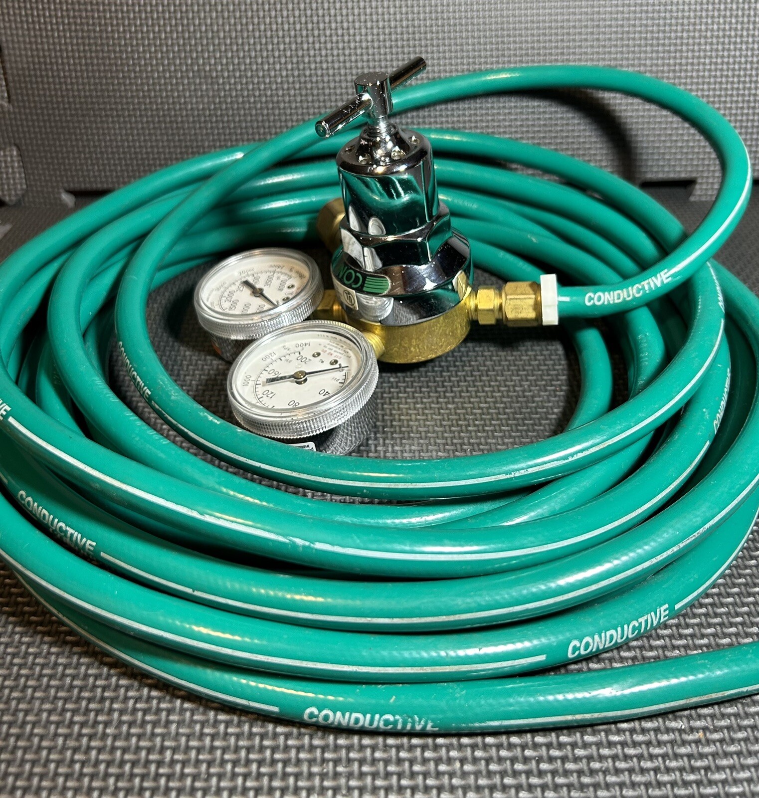Concoa CGA 540 Oxygen Regulator 8065506 With Hose