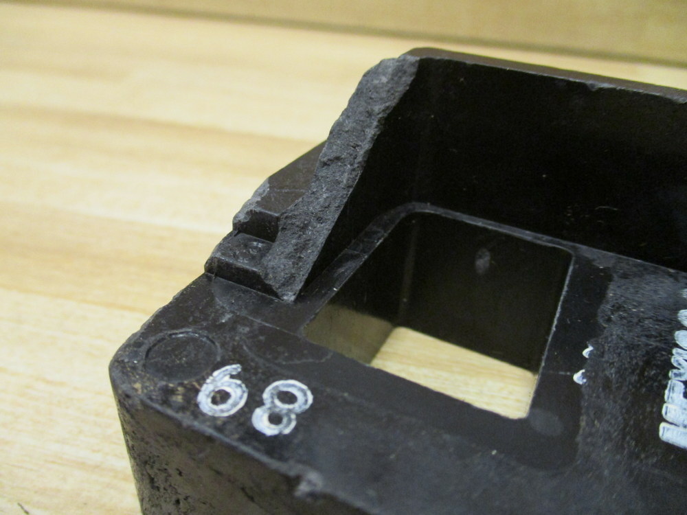 Siemens 75D73251G Coil Ser.B;Chipped Corner
