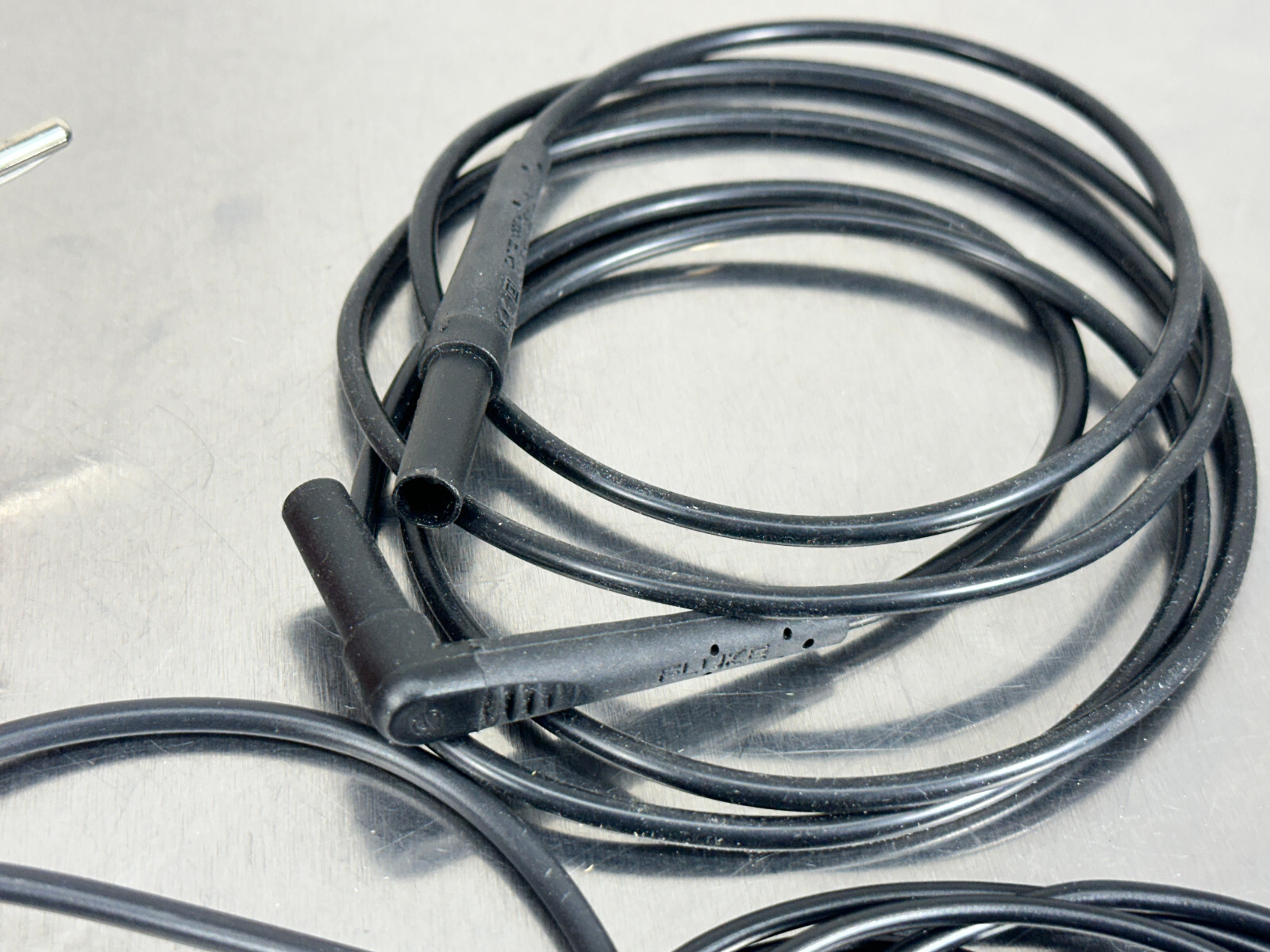 (5) Test Leads Fluke, Pamona, Unmarked Current Voltage Measuring