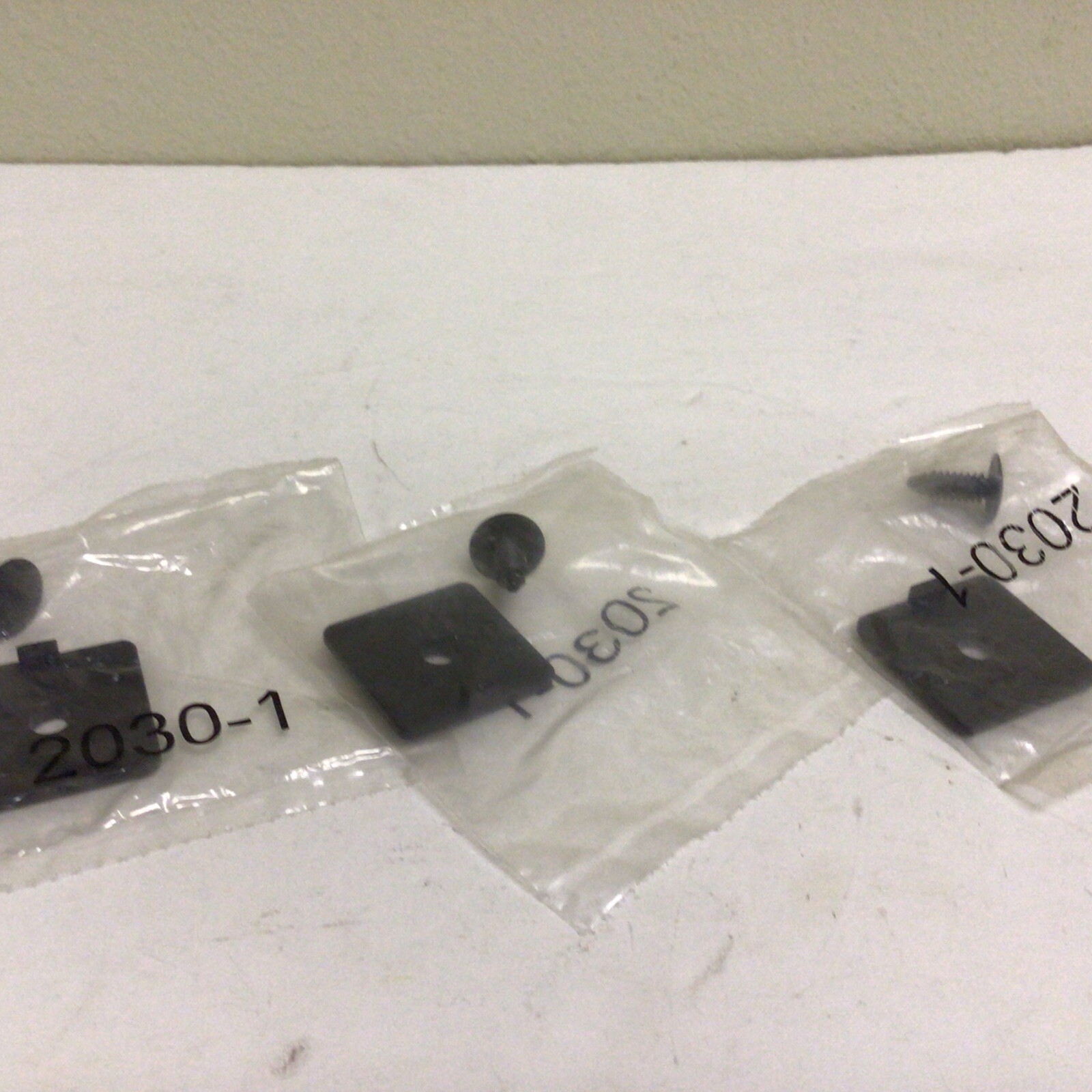 NEW, (LOT OF 3) 8020.NET 260-248-8030 FLANGE MOUNT END CAP NSNP, FREE SHIPPING