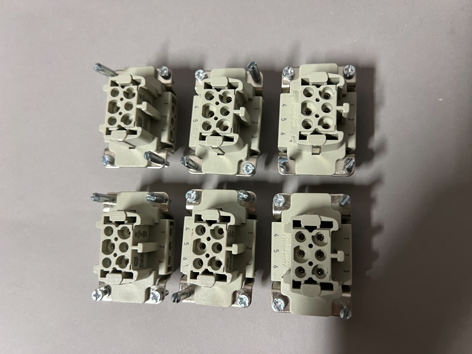 6PC – Harting 09330062701 Rectangular Socket Insert HAN 6E-BU-S