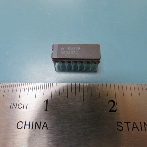 NSC D S3487J Qty of 4 per Lot QUAD LINE DRIVER, CDIP16