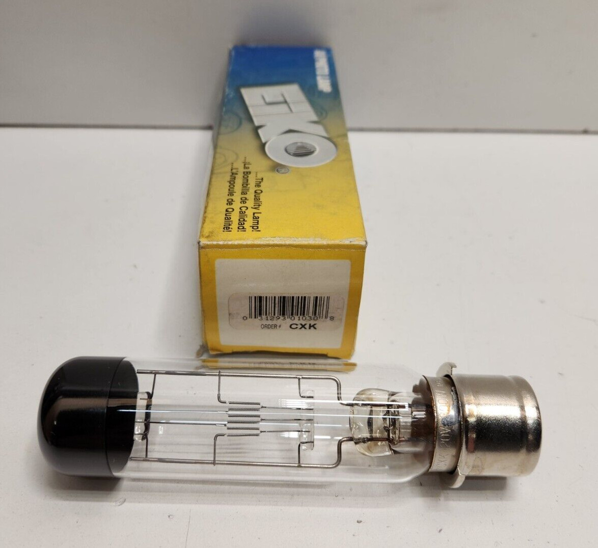NEW OLD STOCK! EIKO 120V 300W P28S BASE LAMP BULB CXK