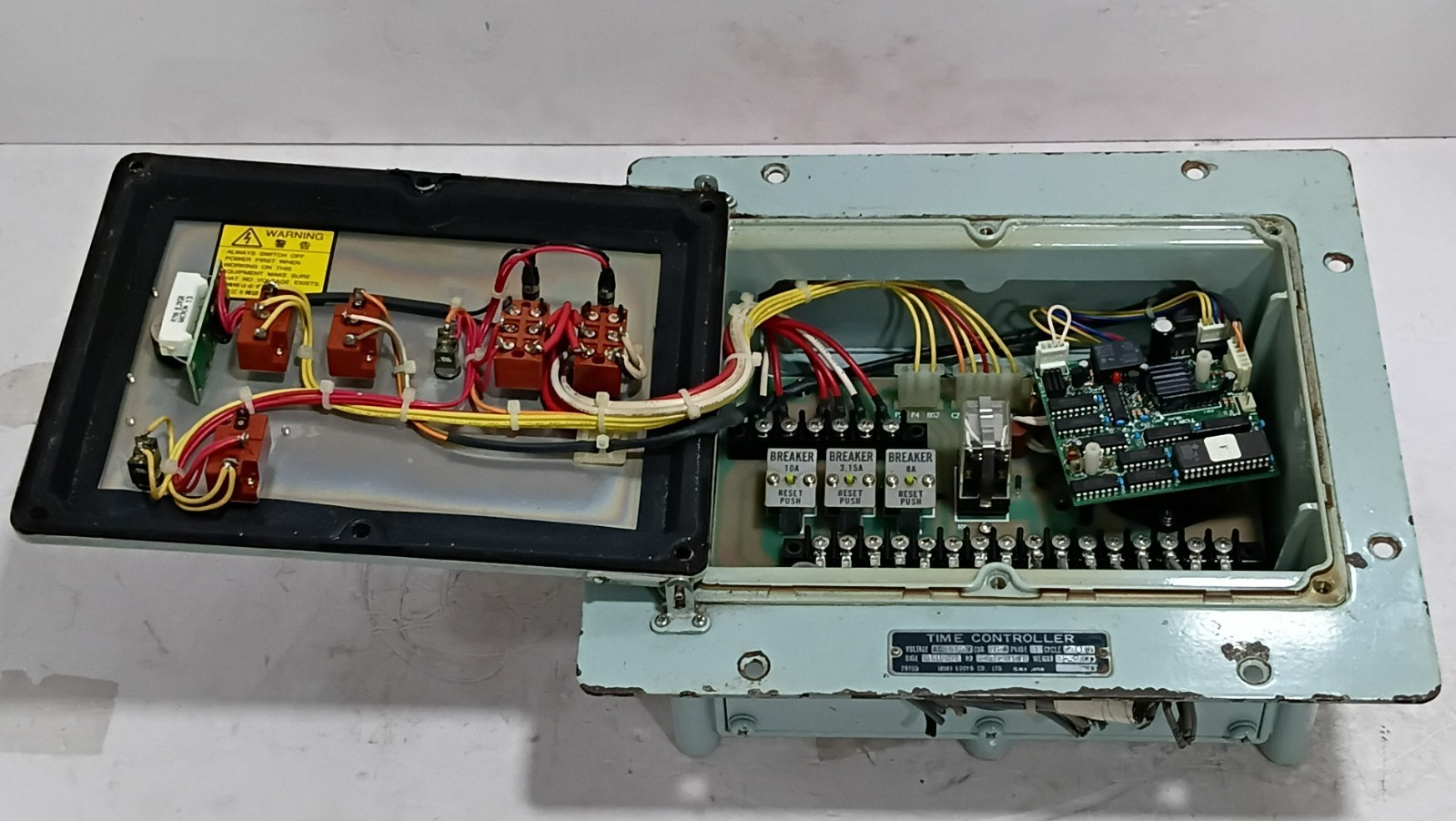 Ibuki Kogyo Air Horn Time Controller AC110V 15A 60Hz PHASE 1 52611
