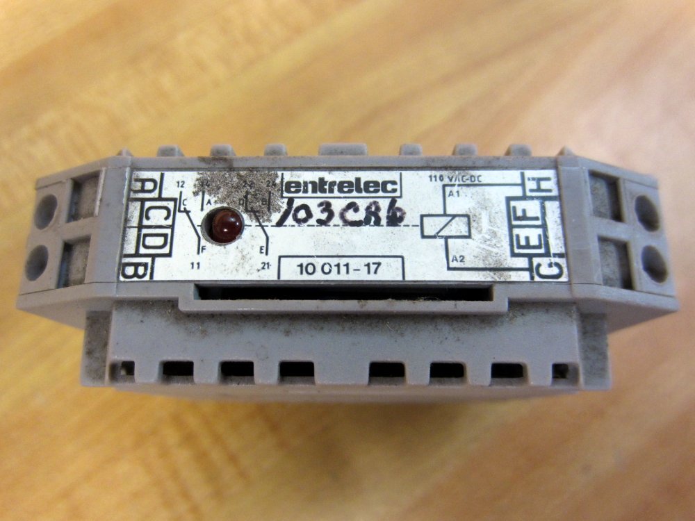 ABB/Entrelec 0010 011 17 Interface Relay Module RB122AR-110VAC-DC