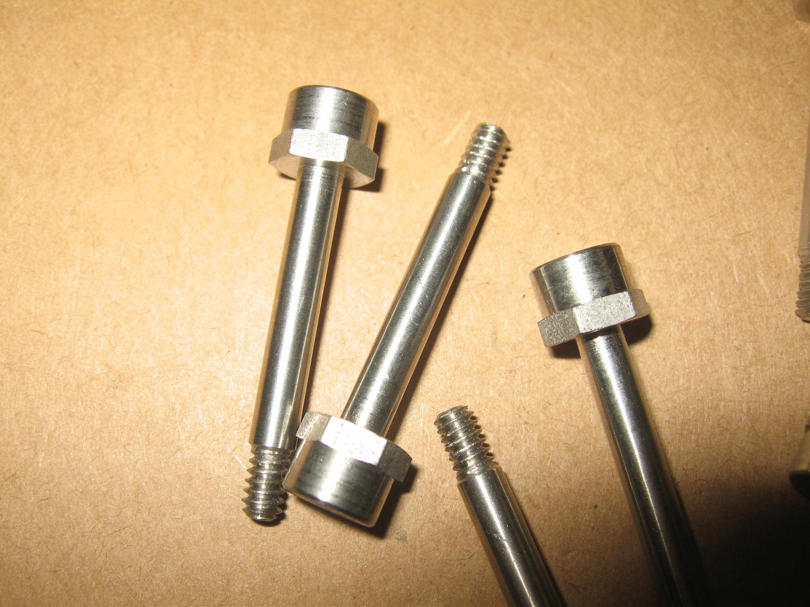 Bosch 235814 Push Pin Screw 1/8″ Shaft Diameter 1 1/8″ Shaft Length Pack of 10