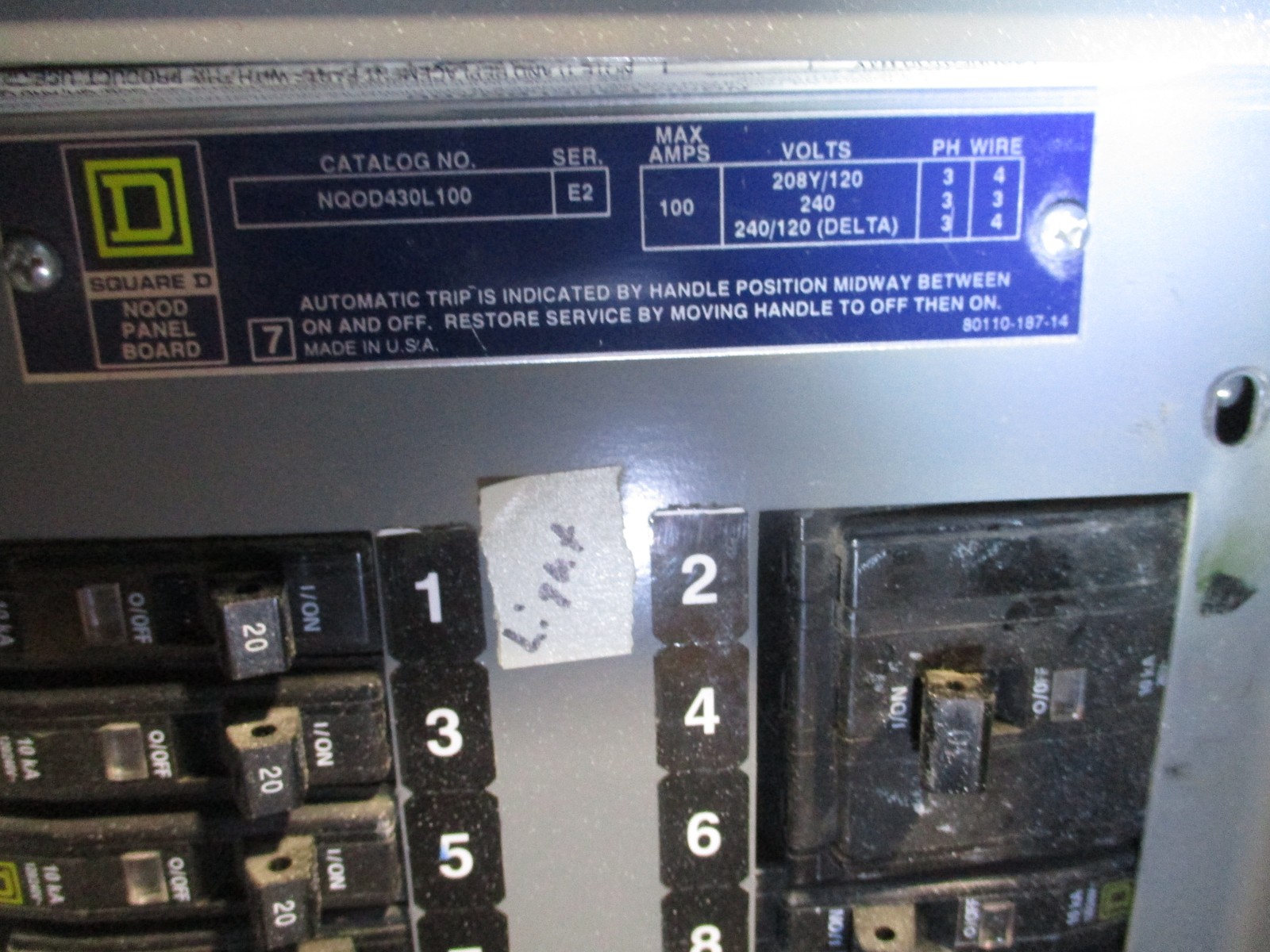 Square D Main Lug Circuit Breaker Panel NQOD430L100 208Y/120V 100A 3Ph 4W Used