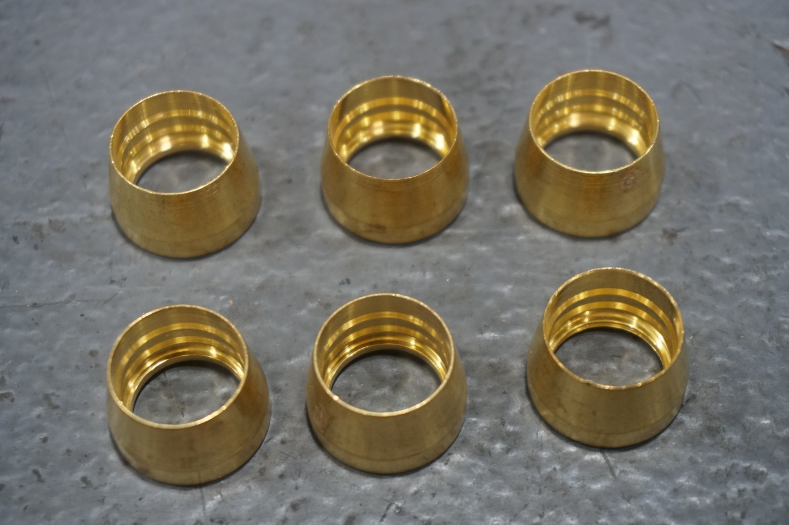 Aeroquip 900568-10B 5/8″ HOSE ID BRASS SLEEVE, 6 Pieces, Free Shipping