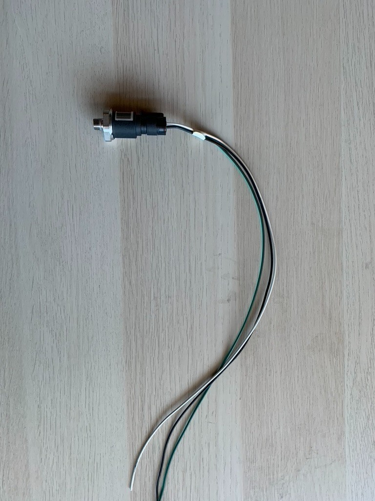 HONEYWELL M100PS1PC INDUSTRIAL PRESSURE SENSOR 0-100PSI 1/8: NPT 4V P