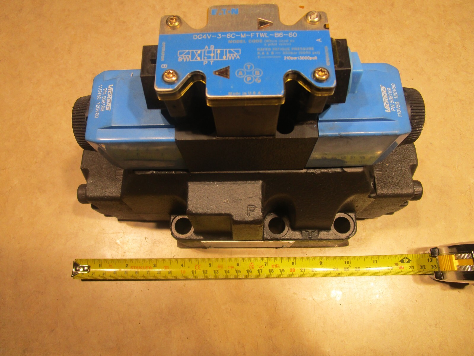 VICKERS DG5V-8-H-33C-M-FTWL-B-10-EN465 DIRECTIONAL CONTROL VALVE 02-400731 M0465