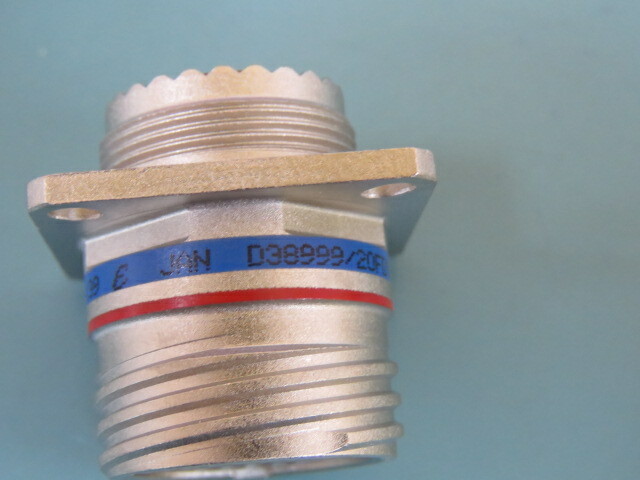 DEUTSCH D38999/20FD35SN Qty of 1 per Lot 37 Position Circular Connector Recepta