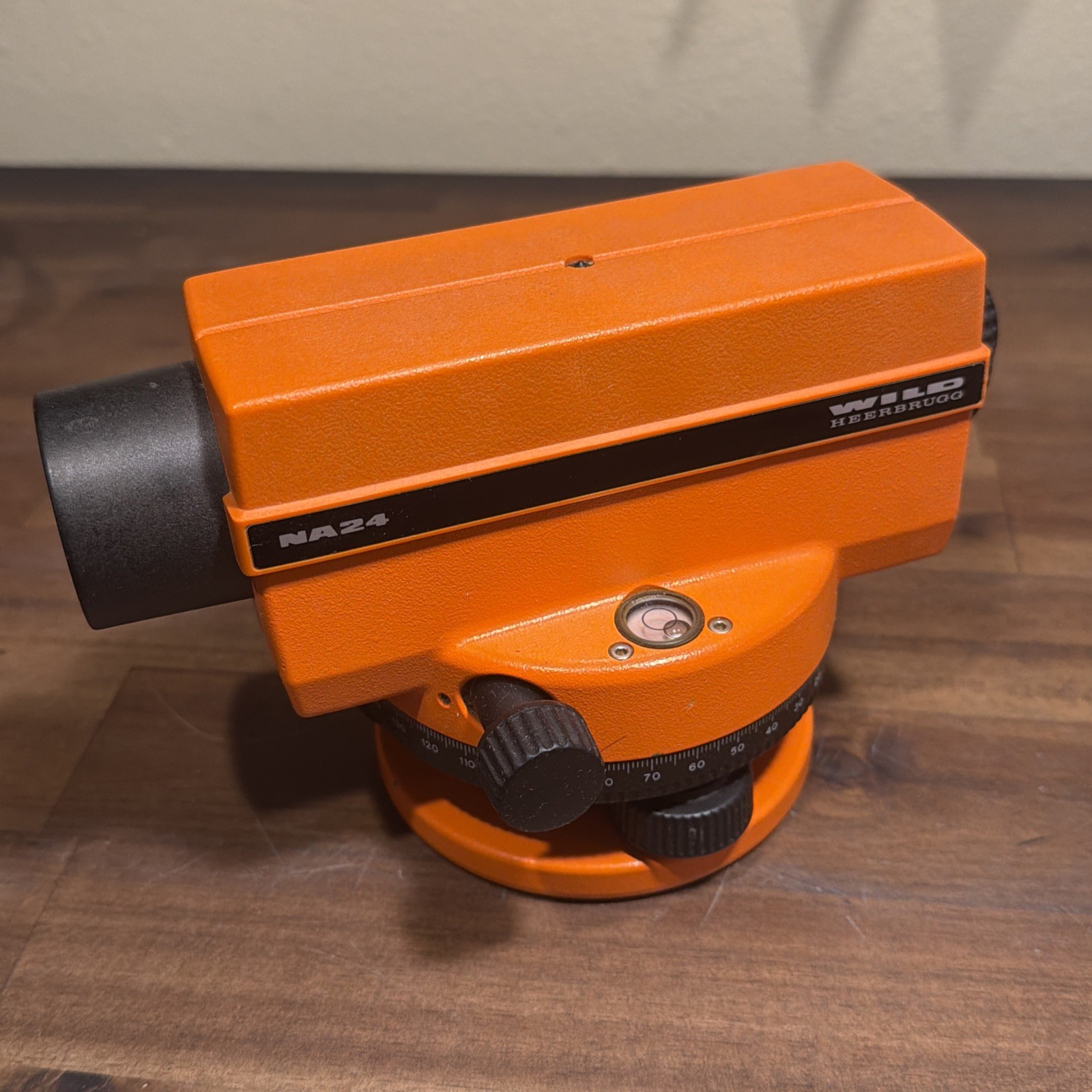 Leica Wild NA24 Automatic Level Tool w/ Original Case Orange