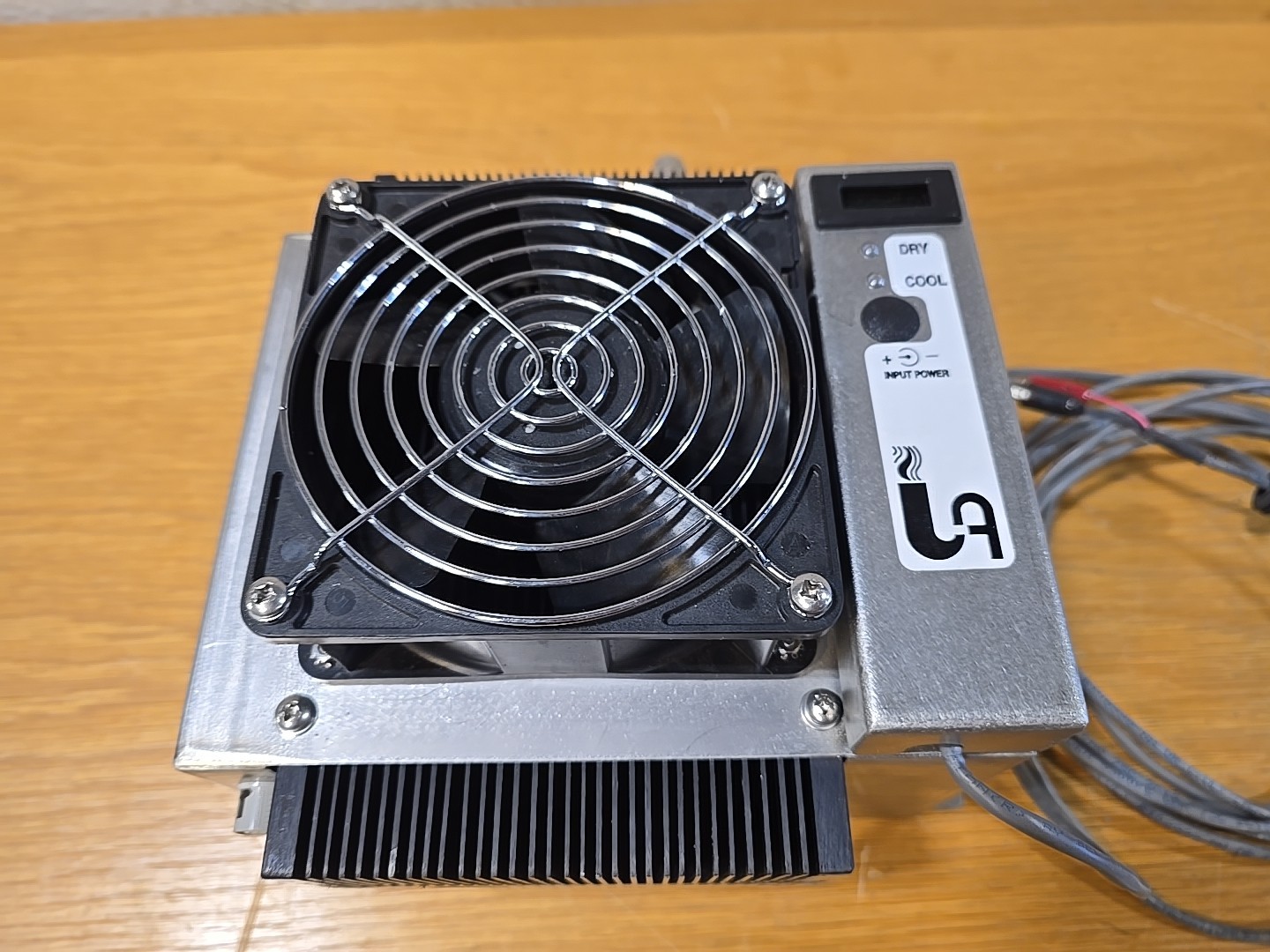 Universal Analyzers 624SS Mini Gas Cooler – 24VDC, 316 Stainless Steel