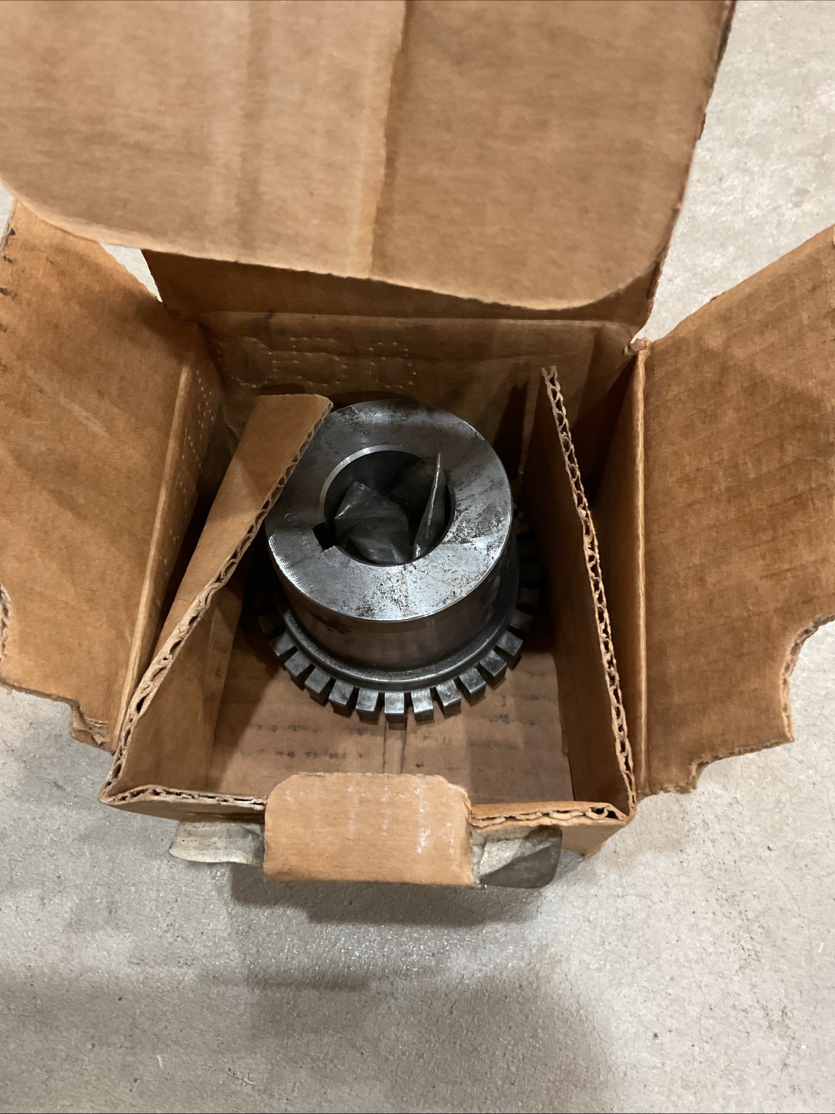 FALK 0704606 (1040T) STEELFLEX SHAFT HUB, 1.125 BORE 1/4 x 1/8KW