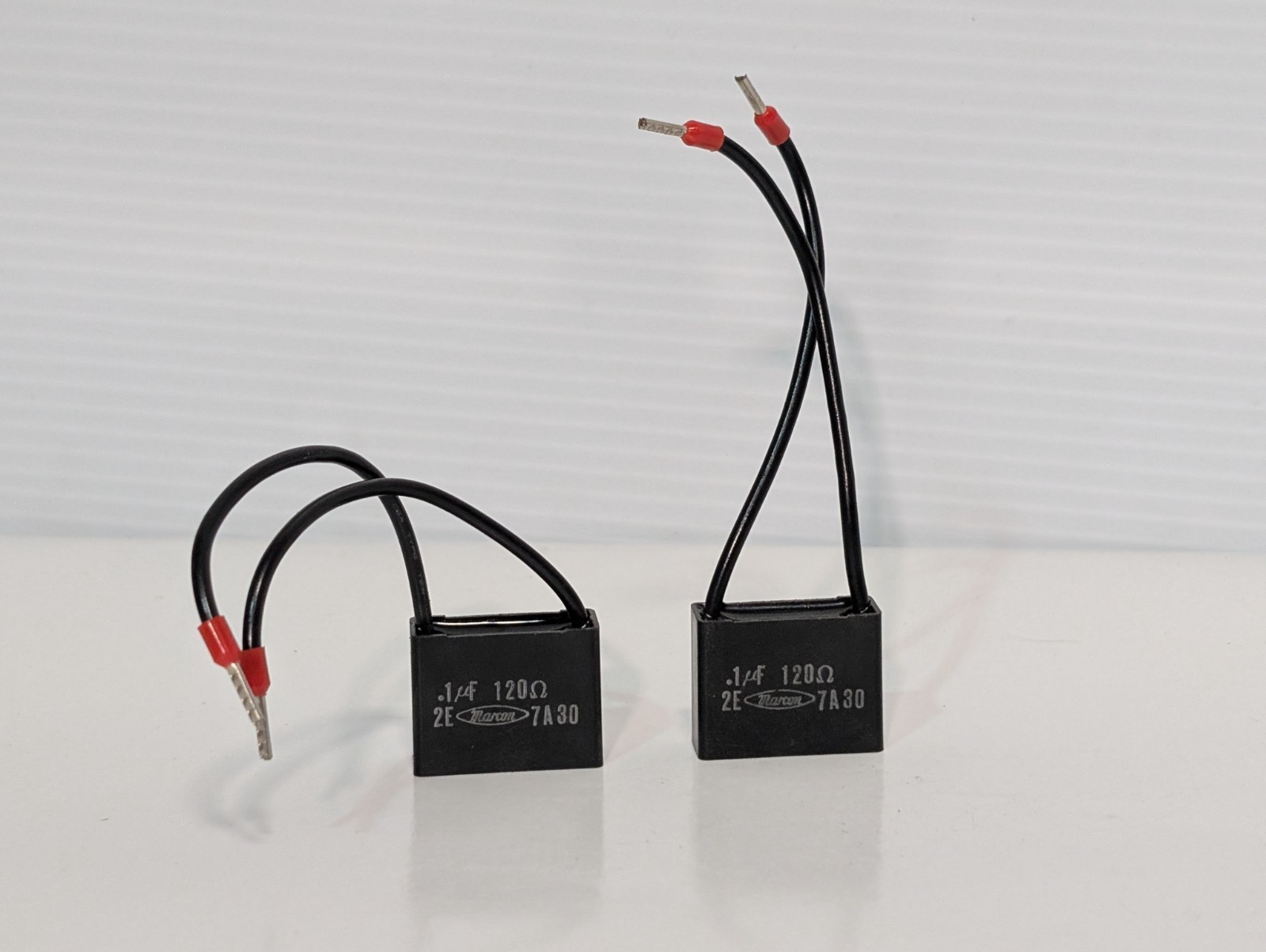 Lot of 2 Pieces Marcon 2E 7A30 Capacitor, 0.1uF (Capacity), 120Ω (Ohm), 7A30