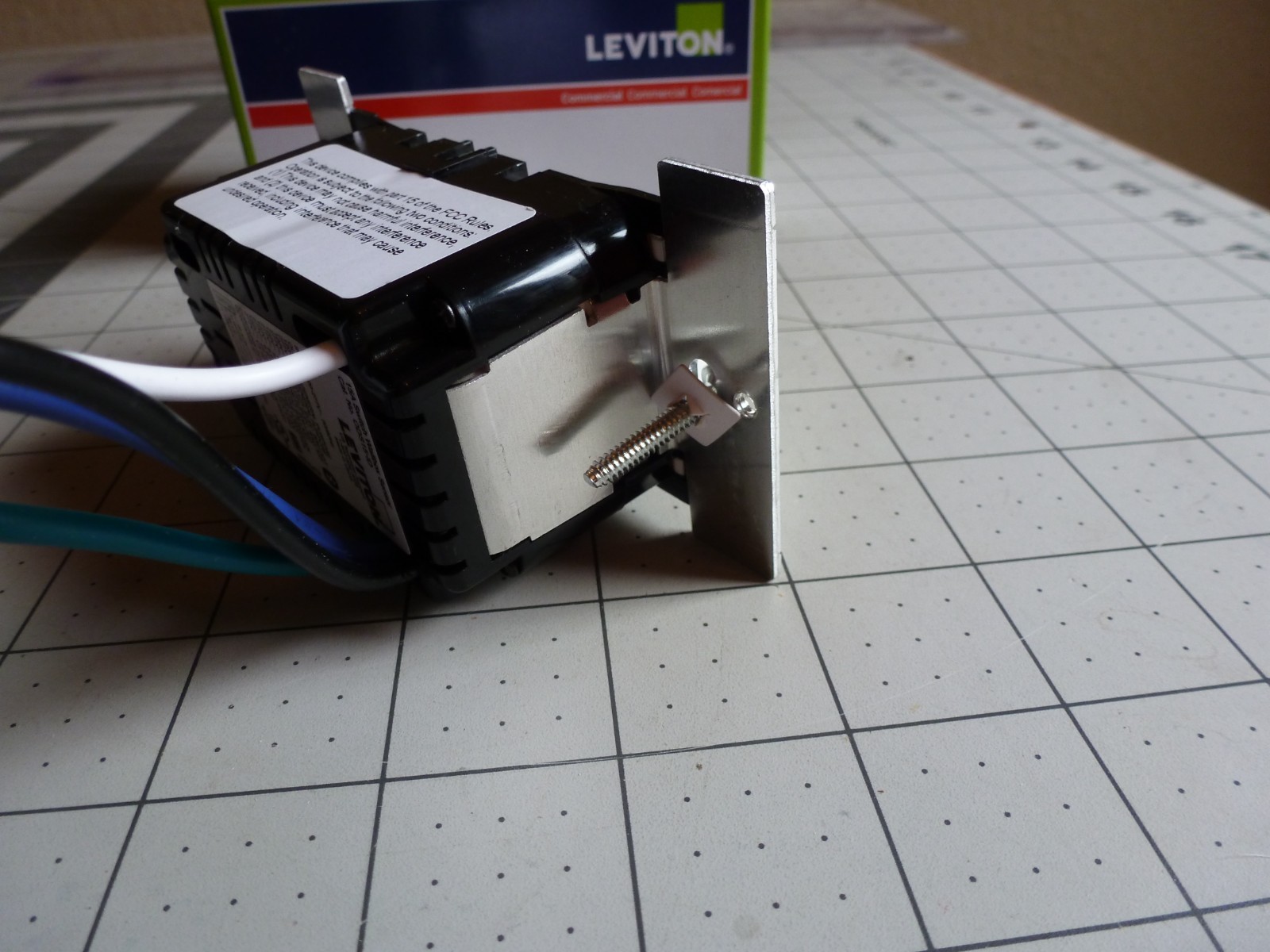 1 – Leviton ODS15-IDW Occupancy Self-Adaptive Sensors – Passive Infrared (PIR)