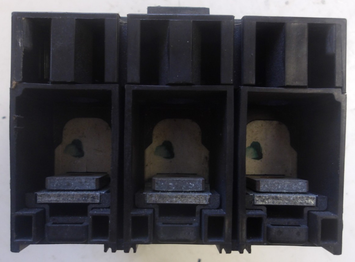 SQUARE D P/N:JDL36200 CIRCUIT BREAKER 3POLE 200AMP 50/60HZ